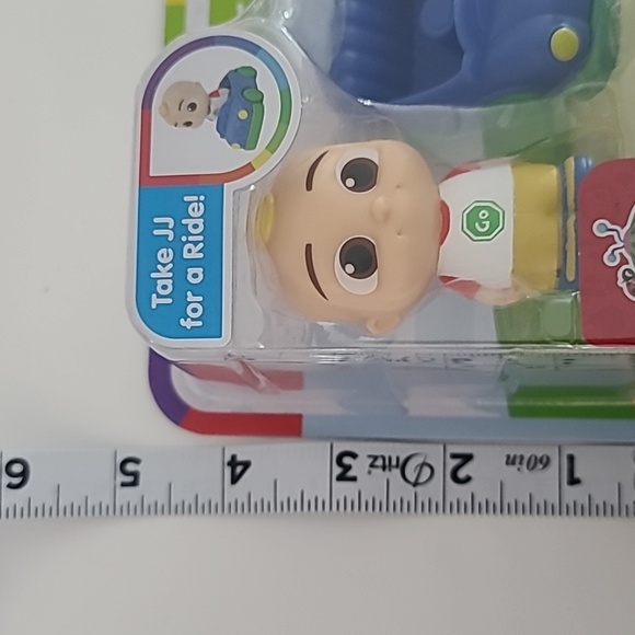 Cocomelon JJ's Blue Car Cruiser - Picture 7 of 7